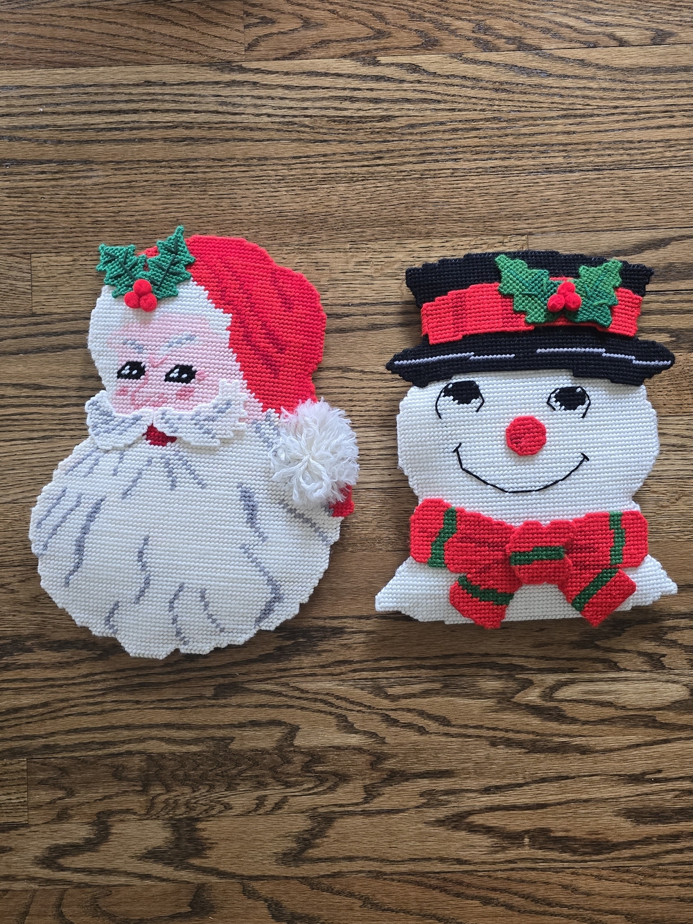 Vintage Holiday Santa Clause & Frosty the Snowman Decorative Door Wall Hangings